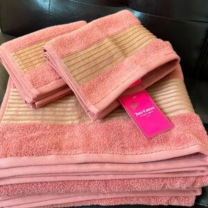 Plush Bath Towel Set by Juicy Couture Home - Coral with Gold Striped Border